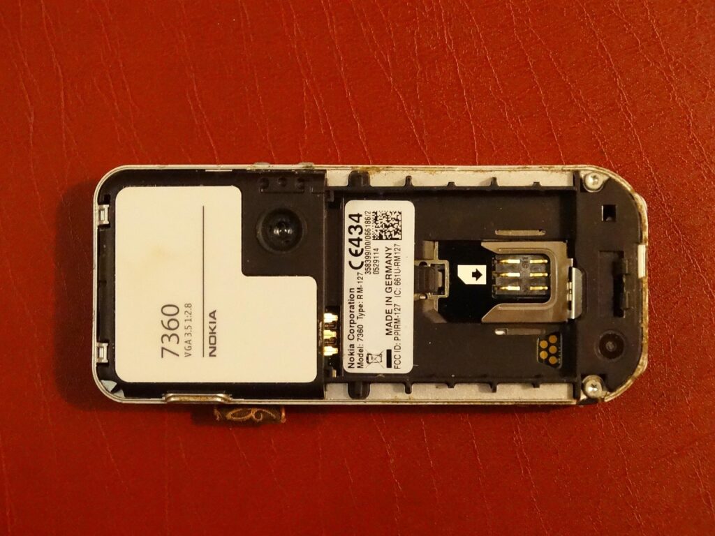 SIMカードの契約に関する注意点とおすすめは？