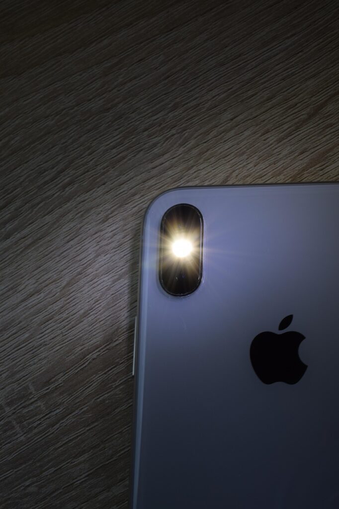 iPhoneの通信制限を解除する方法とは？
